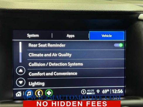 Used 2022 GMC Terrain SLT w/ Tech Package image 30