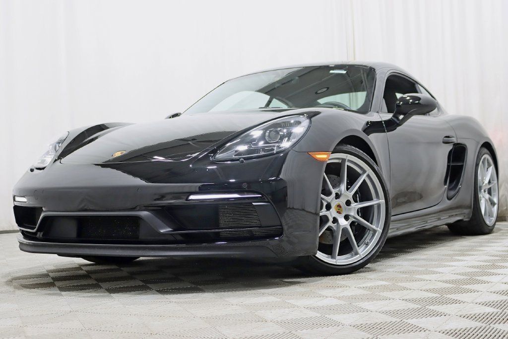 Used 2025 Porsche 718 Cayman GTS RWD image 7