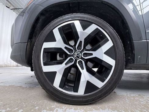 Used 2023 Volkswagen Taos SEL AWD/4WD image 9
