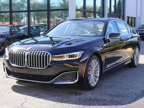 Used 2020 BMW 740i 740i image 9