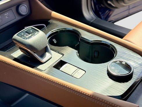 New 2026 Nissan Rogue Platinum image 11