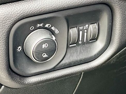 Used 2022 RAM 3500 Laramie image 10