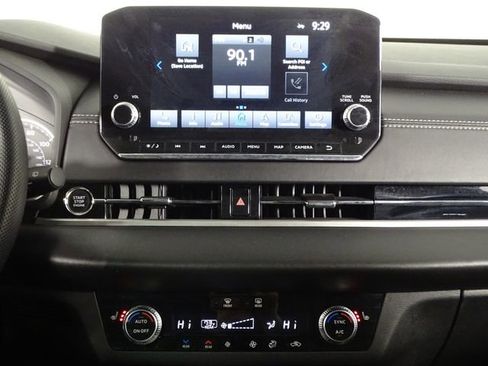 Used 2022 Mitsubishi Outlander SEL image 28