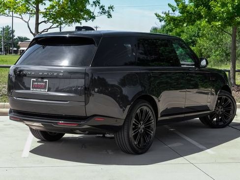New 2026 Land Rover Range Rover Long Wheelbase SE AWD/4WD image 9