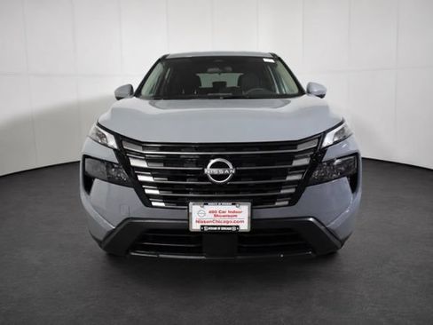 New 2026 Nissan Rogue SV AWD/4WD image 2