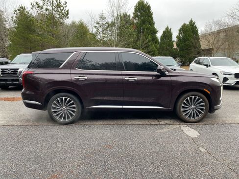 Used 2023 Hyundai Palisade Calligraphy image 7