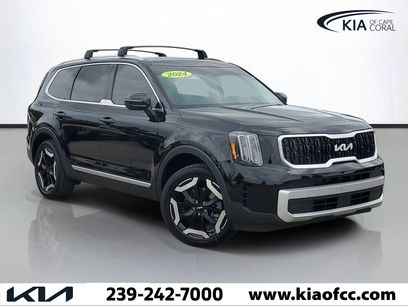 Certified 2024 Kia Telluride EX w/ EX Captain's Chair Package
