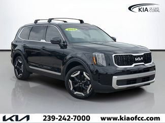 Certified 2024 Kia Telluride EX w/ EX Captain's Chair Package FWD video 1