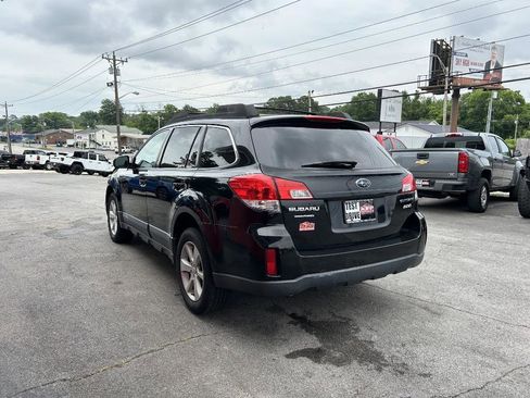 Used 2013 Subaru Outback 2.5i Premium AWD/4WD image 7