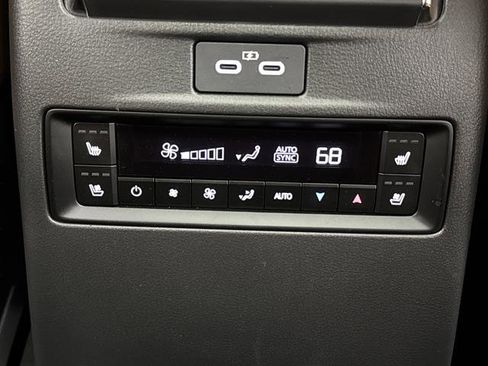 Used 2024 MAZDA CX-90 3.3 Turbo S w/ Premium Plus image 35