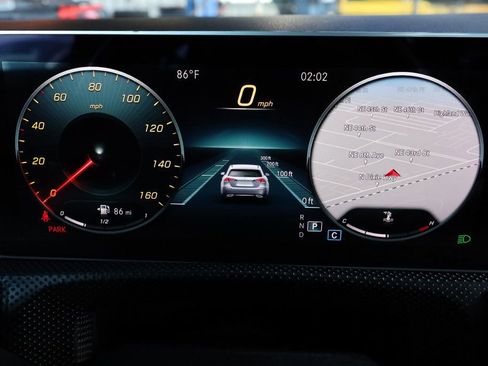 Used 2019 Mercedes-Benz A 220 image 33