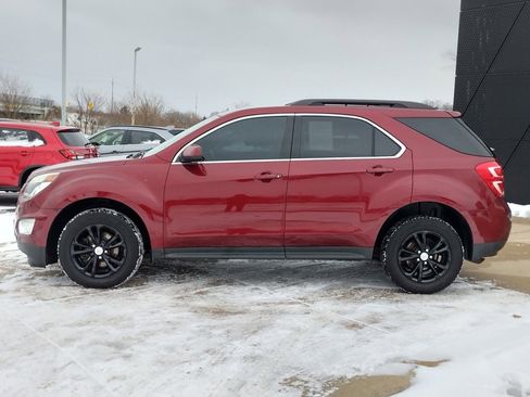 Used 2017 Chevrolet Equinox LT image 8