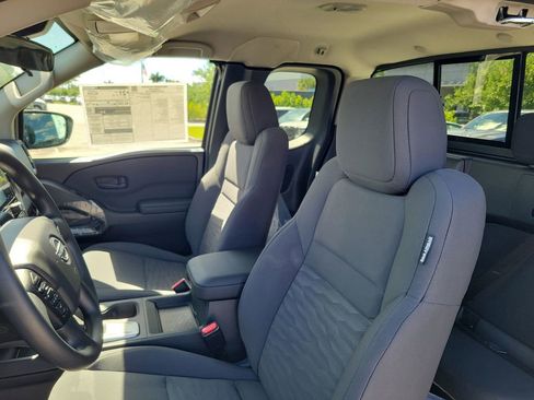 New 2026 Nissan Frontier S image 7