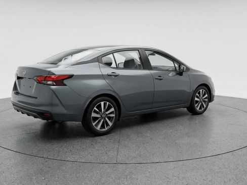 Used 2025 Nissan Versa SV FWD image 9