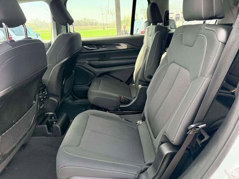 Used 2023 Jeep Grand Cherokee L Laredo w/ Luxury Tech Group I image 11