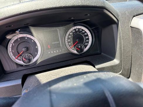 Used 2022 RAM 1500 Warlock AWD/4WD image 15