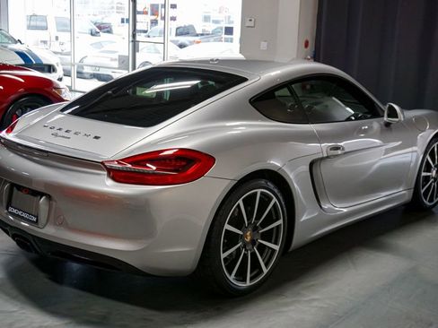 Used 2014 Porsche Cayman image 7