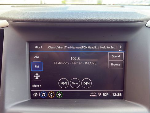 Used 2022 GMC Terrain SLE w/ Driver Convenience Package FWD image 13