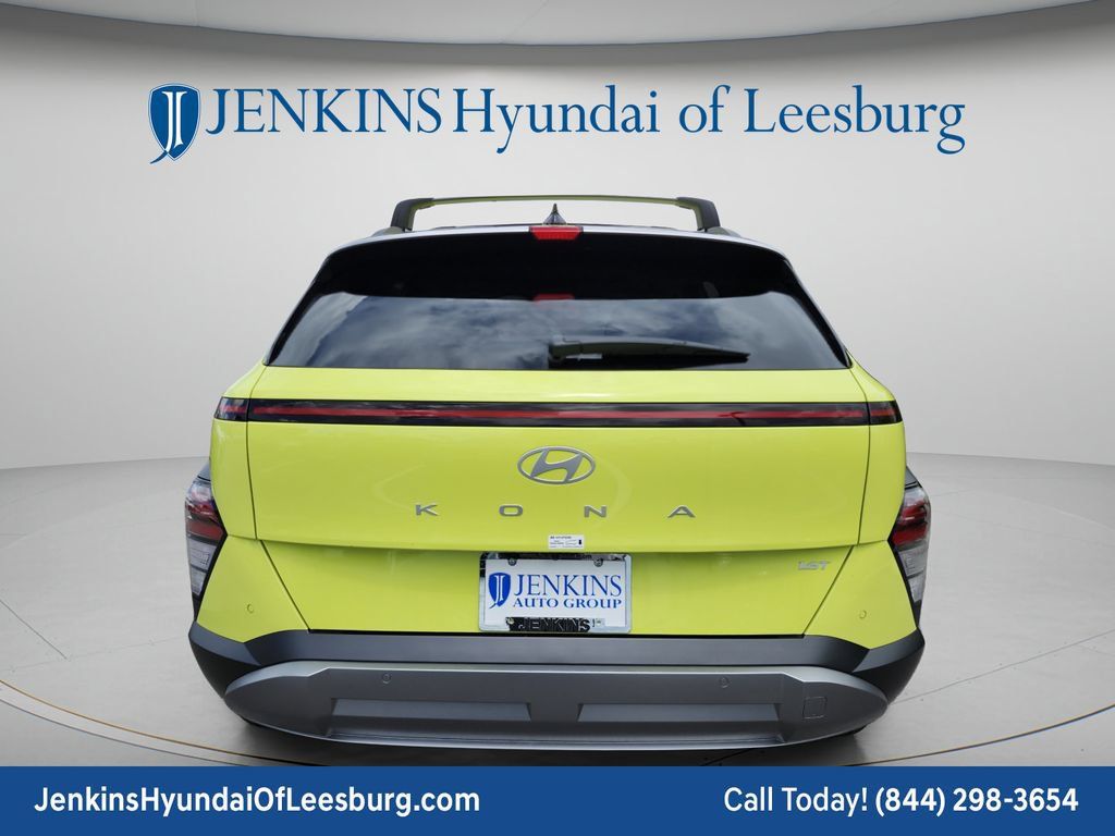 New 2026 Hyundai Kona Limited FWD image 6