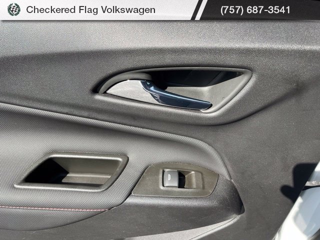 Used 2024 Chevrolet Equinox RS FWD image 25