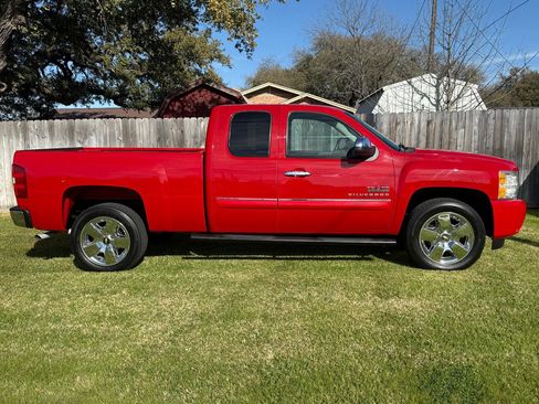 Used 2011 Chevrolet Silverado 1500 LT w/ Texas Edition image 12