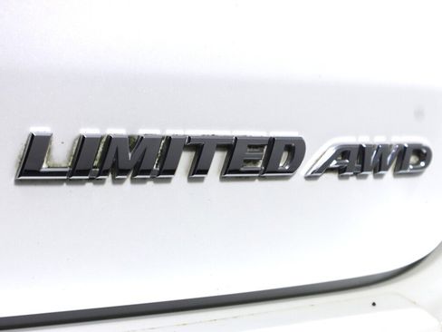 Used 2015 Toyota Highlander Limited Platinum image 45