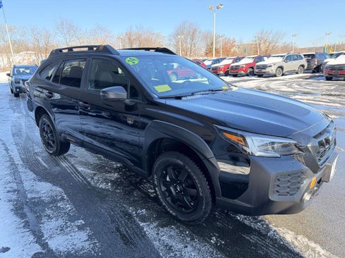 Used 2024 Subaru Outback Wilderness image 7