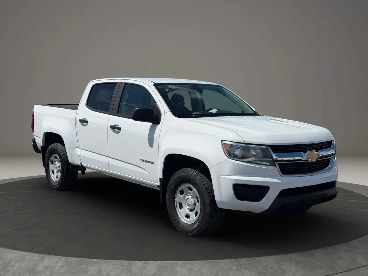 Used 2019 Chevrolet Colorado W/T w/ WT Convenience Package RWD image 8