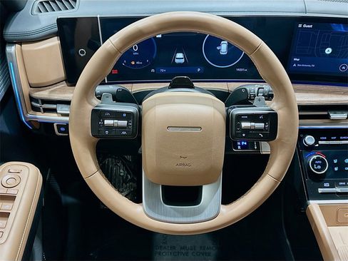 Used 2024 Hyundai Santa Fe Limited image 11