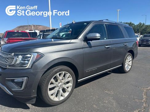 Used 2018 Ford Expedition Platinum RWD image 1