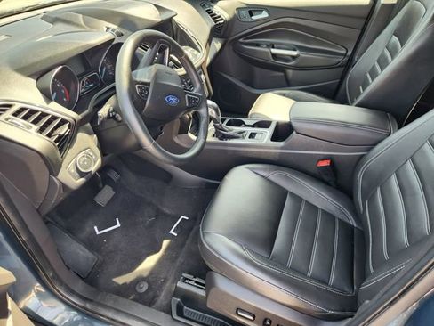 Used 2019 Ford Escape Titanium image 8