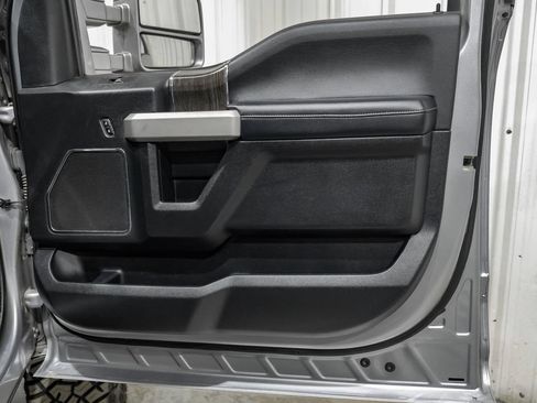 Used 2021 Ford F450 Lariat w/ Lariat Ultimate Package AWD/4WD image 47