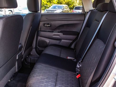 Used 2023 Mitsubishi Outlander Sport ES AWD/4WD image 32