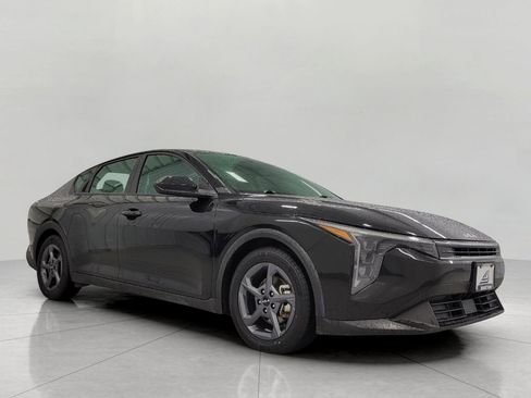 Used 2025 Kia K4 FWD image 26