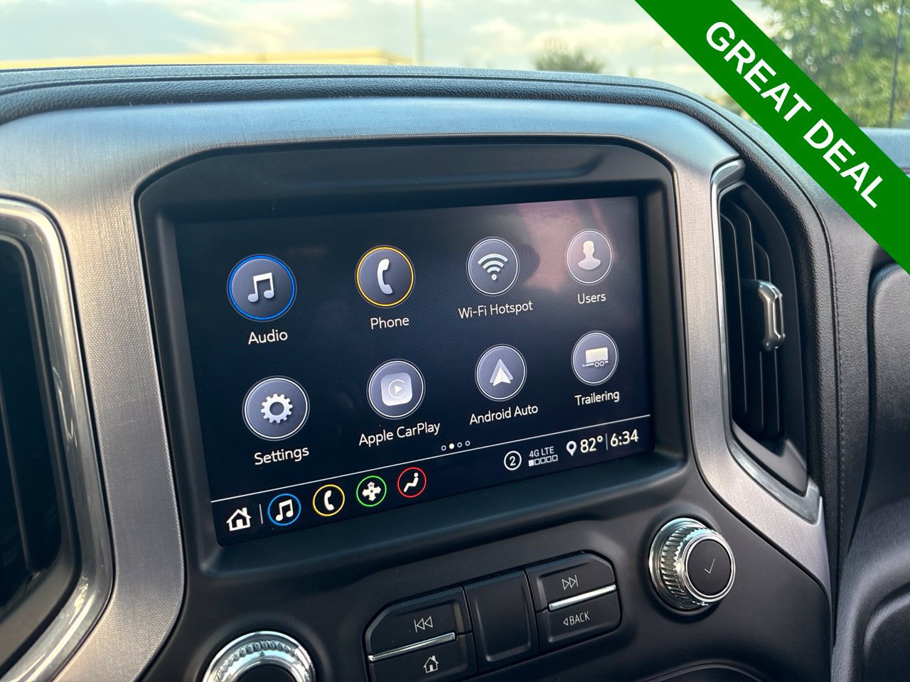 Used 2020 GMC Sierra 1500 SLT RWD image 19