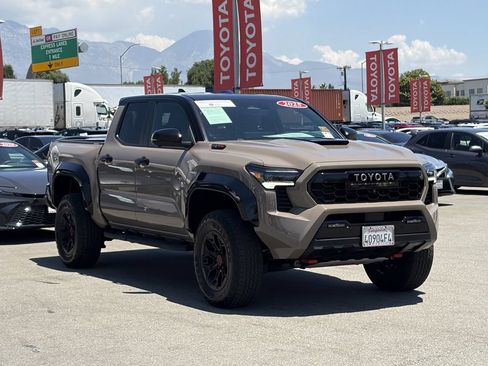 Certified 2025 Toyota Tacoma TRD Pro AWD/4WD image 50
