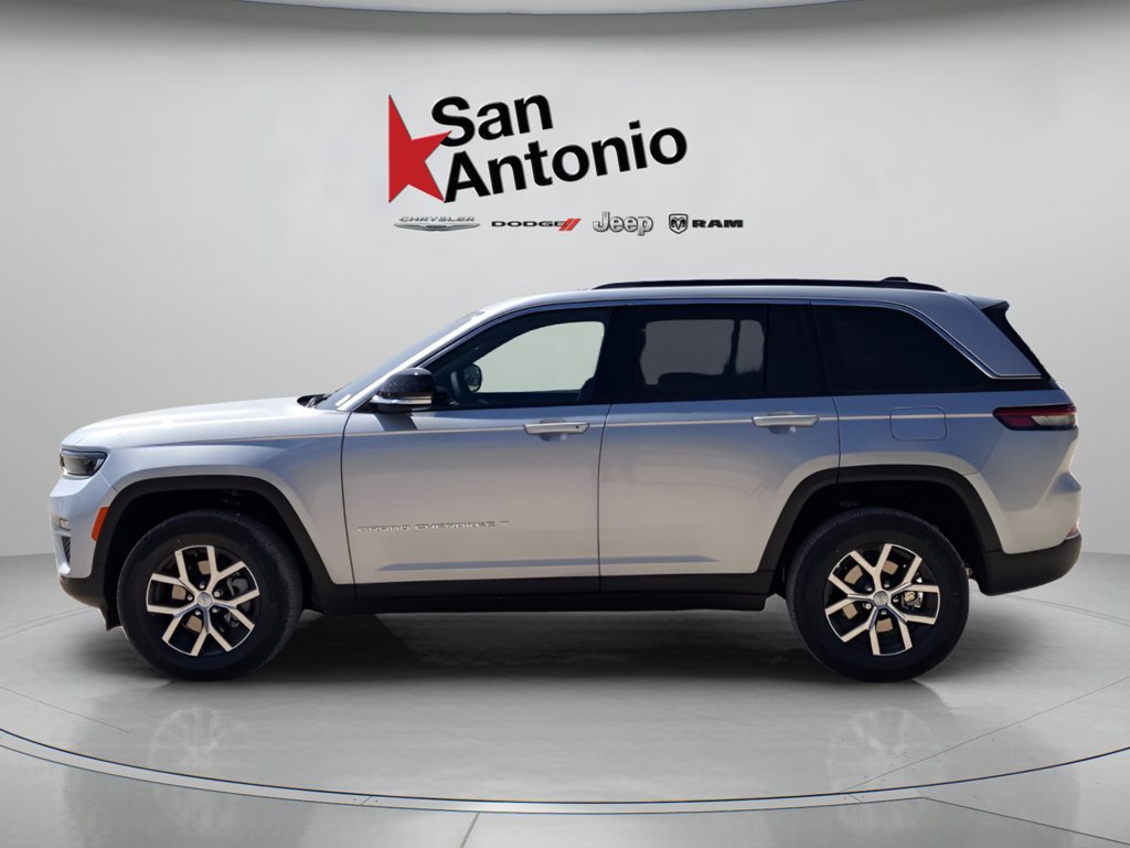 New 2025 Jeep Grand Cherokee Limited RWD image 5