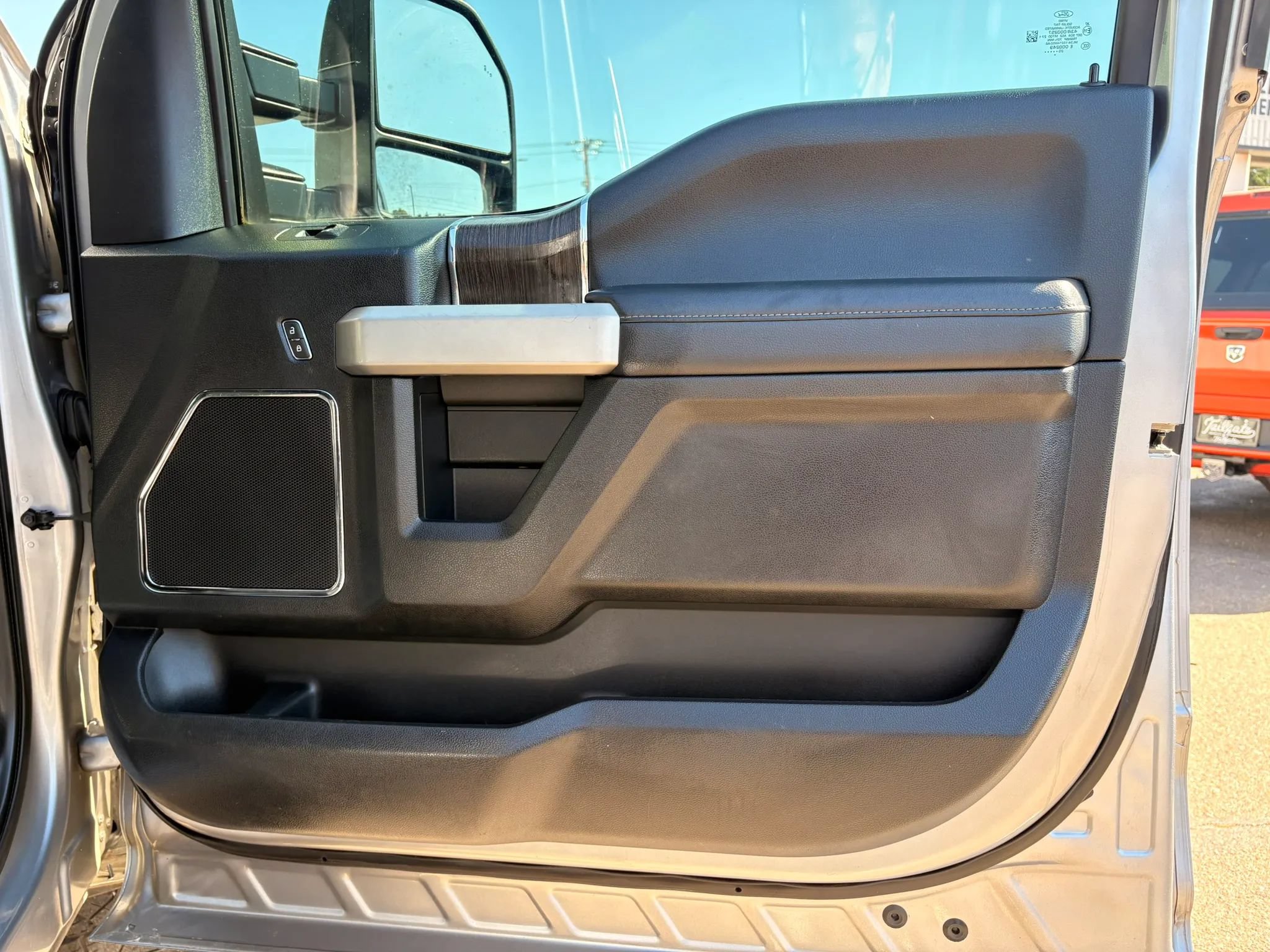 Used 2020 Ford F250 Lariat AWD/4WD image 15
