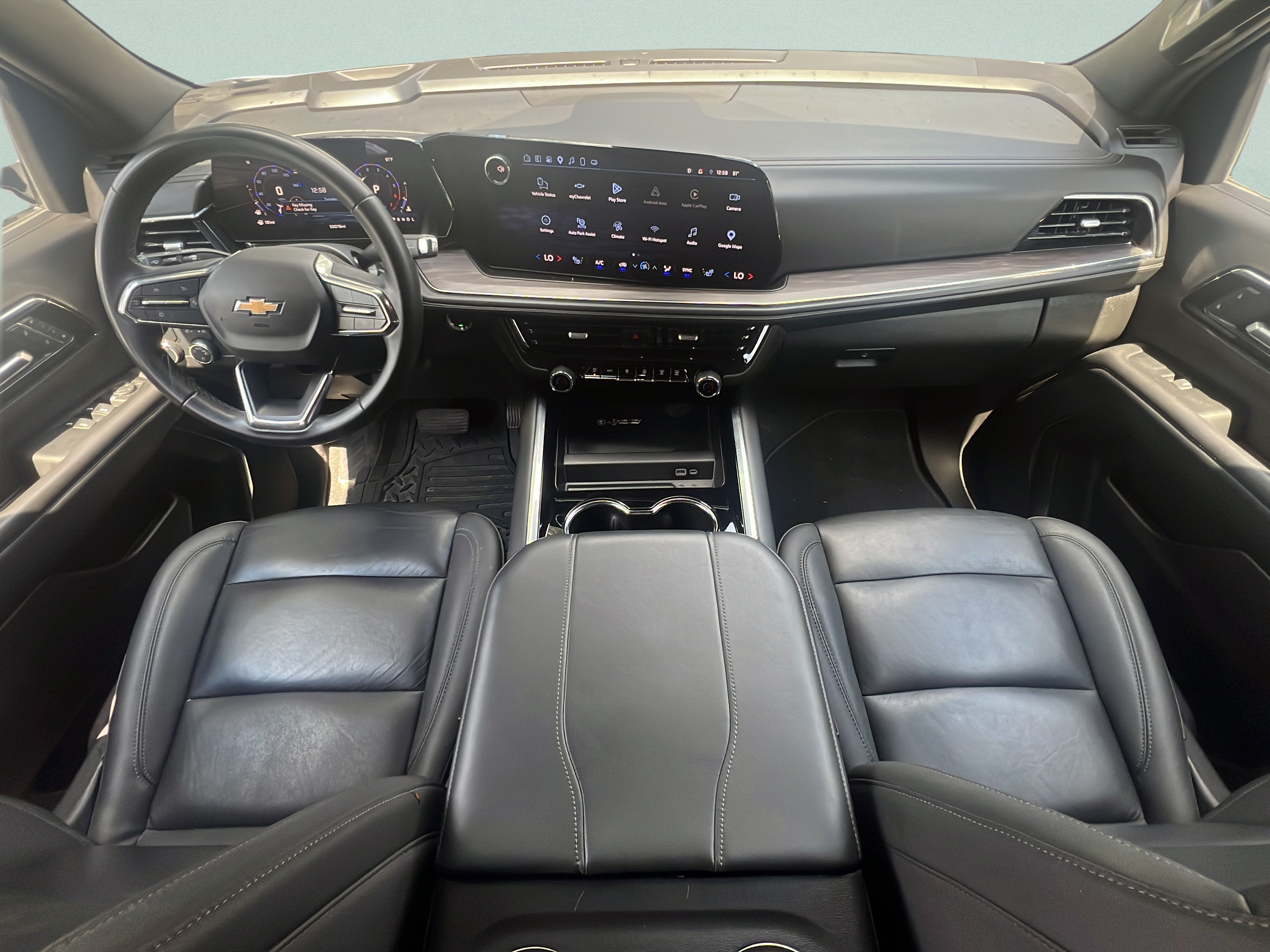 Used 2025 Chevrolet Tahoe LT RWD image 11