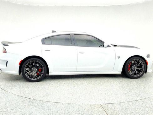Used 2022 Dodge Charger SRT Hellcat w/ Harman/Kardon Audio Group image 4