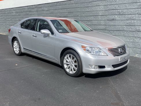Used 2010 Lexus LS 460 AWD image 12