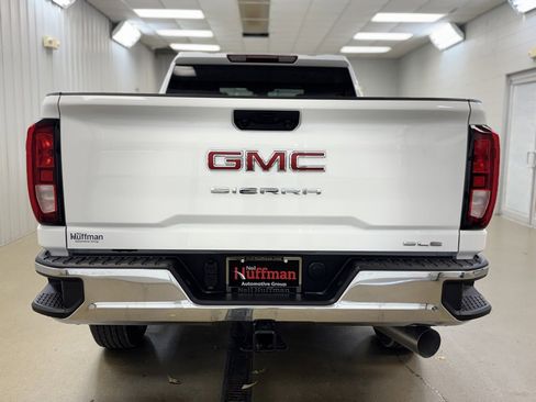 New 2026 GMC Sierra 2500 SLE image 7