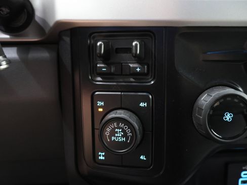 Used 2025 Ford F350 XLT w/ Tremor Off-Road Package AWD/4WD image 39