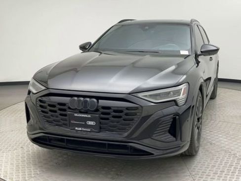 Used 2024 Audi Q8 e-tron Prestige w/ Prestige Package image 7