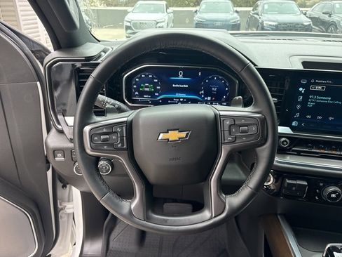 Used 2024 Chevrolet Silverado 1500 High Country w/ Technology Package image 20