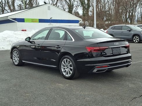 Used 2023 Audi A4 2.0T Premium w/ Convenience Package image 4