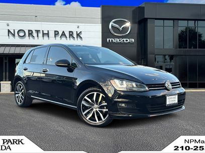 Used 2016 Volkswagen Golf SE w/ Lighting Package