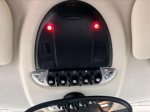 Used 2013 MINI Cooper S image 29