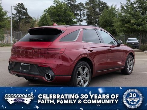 Used 2022 Genesis GV70 3.5T Sport w/ Sport Advanced Package AWD/4WD image 4