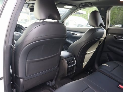 Certified 2025 INFINITI QX55 Luxe w/ Cargo Package image 20